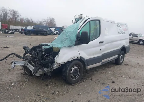 2018 Ford Transit-150 z USA, uszkodzony, nr VIN 1FTYE1YM5JKB52136